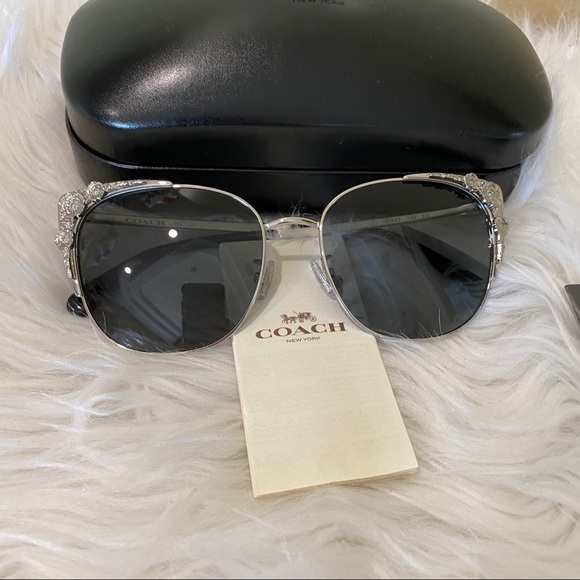 New coach 56mm cat eye sunglasses - Picture 6 of 14